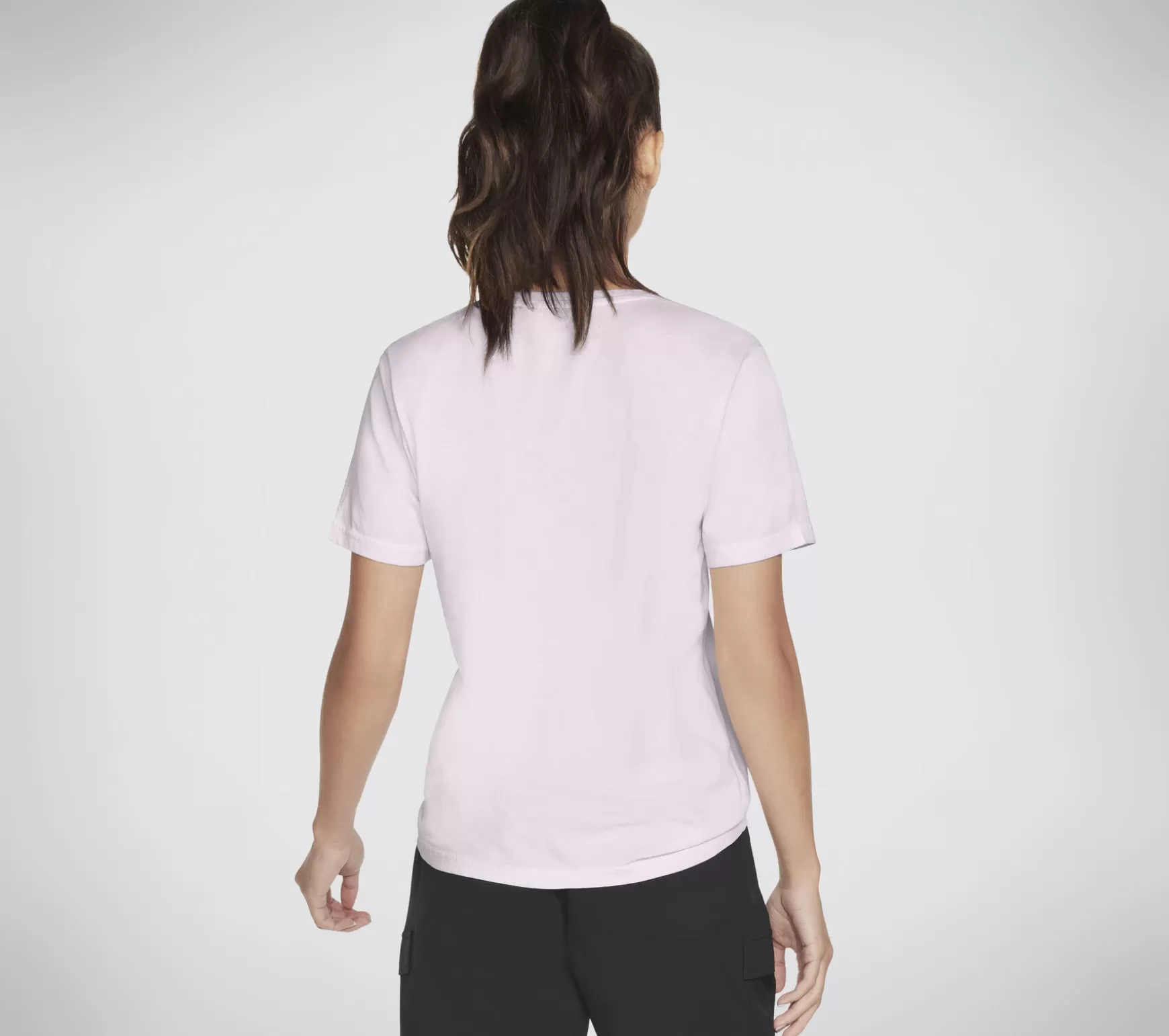 Diamond Wash Hatha V-Neck Pocket Tee | Skechers Store