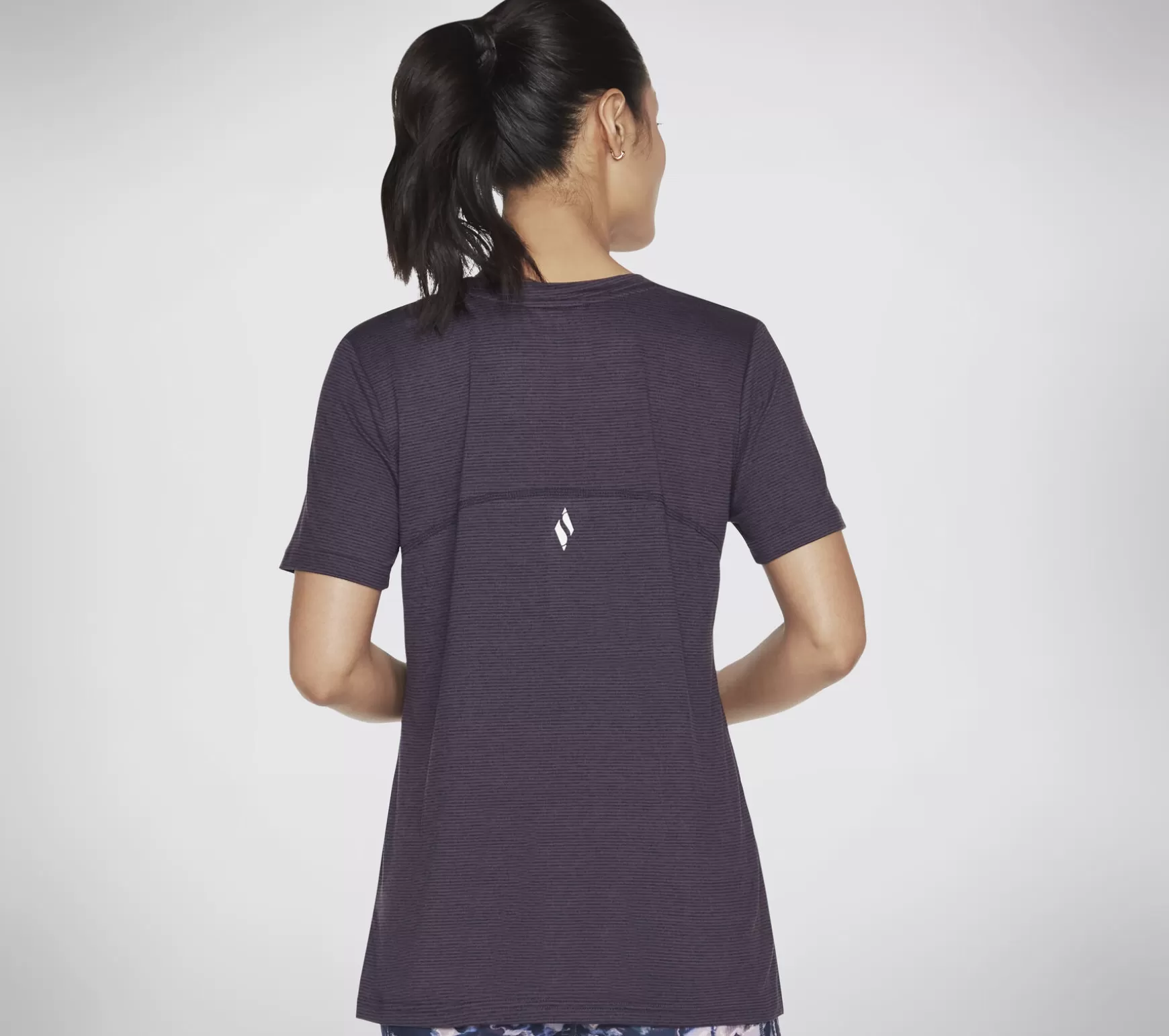 GODRI STRIDE Tunic Tee | Skechers Online