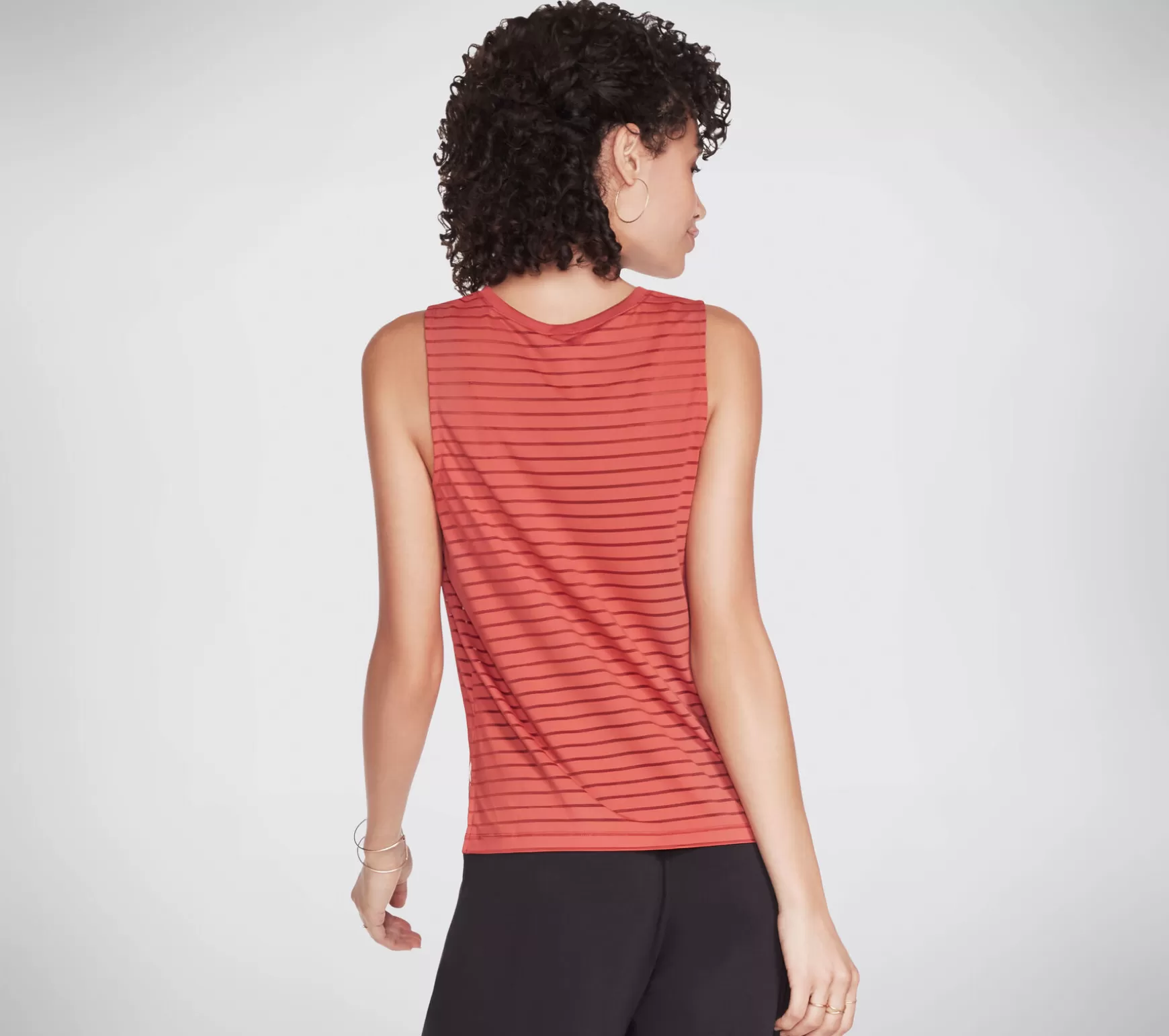 Apparel Exploration Shadow Tank Top | Skechers Best