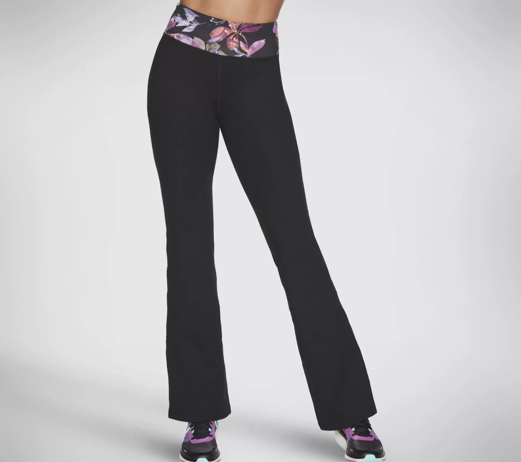 The GO FLEX Ultraviolet Flare Pant | Skechers Best