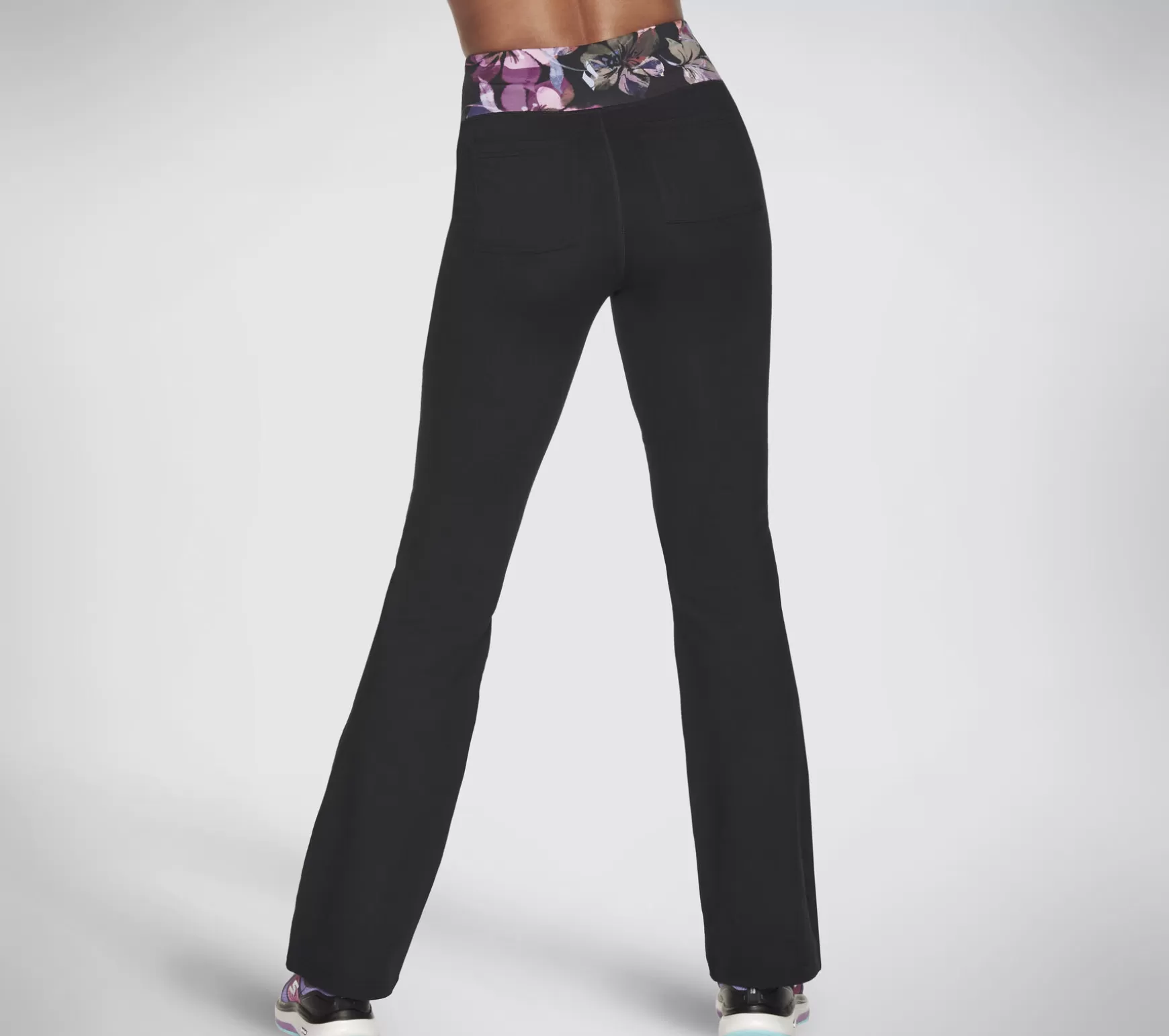 The GO FLEX Ultraviolet Flare Pant | Skechers Best